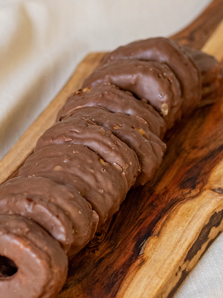 Rosquillas de hojaldre con chocolate con leche